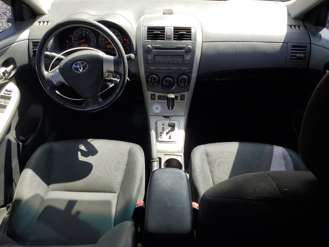 2010 Toyota Corolla Base VIN: 1NXBU4EE5AZ210902 Lot: 55355975