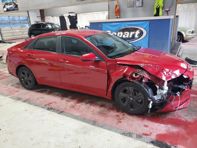  HYUNDAI ELANTRA 2022 Красный
