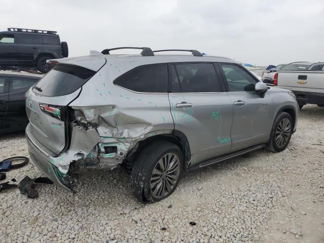  TOYOTA HIGHLANDER 2021 Srebrny