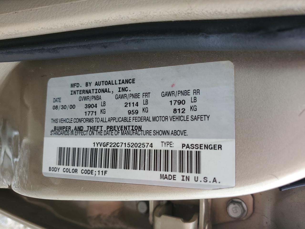 2001 Mazda 626 Es VIN: 1YVGF22C715202574 Lot: 54132915