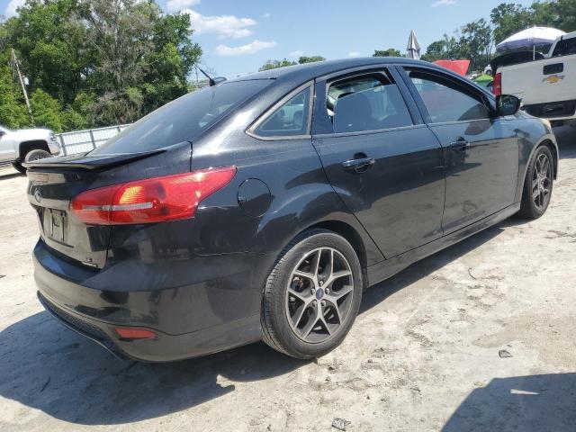 Sedans FORD FOCUS 2015 Czarny