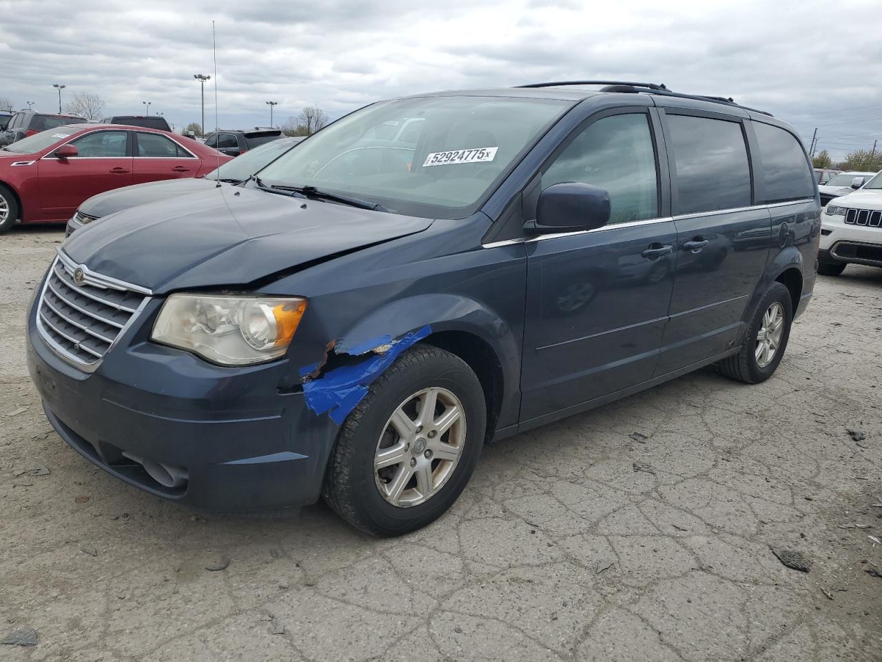 2008 Chrysler Town & Country Touring for Sale in Indianapolis, IN - Front End