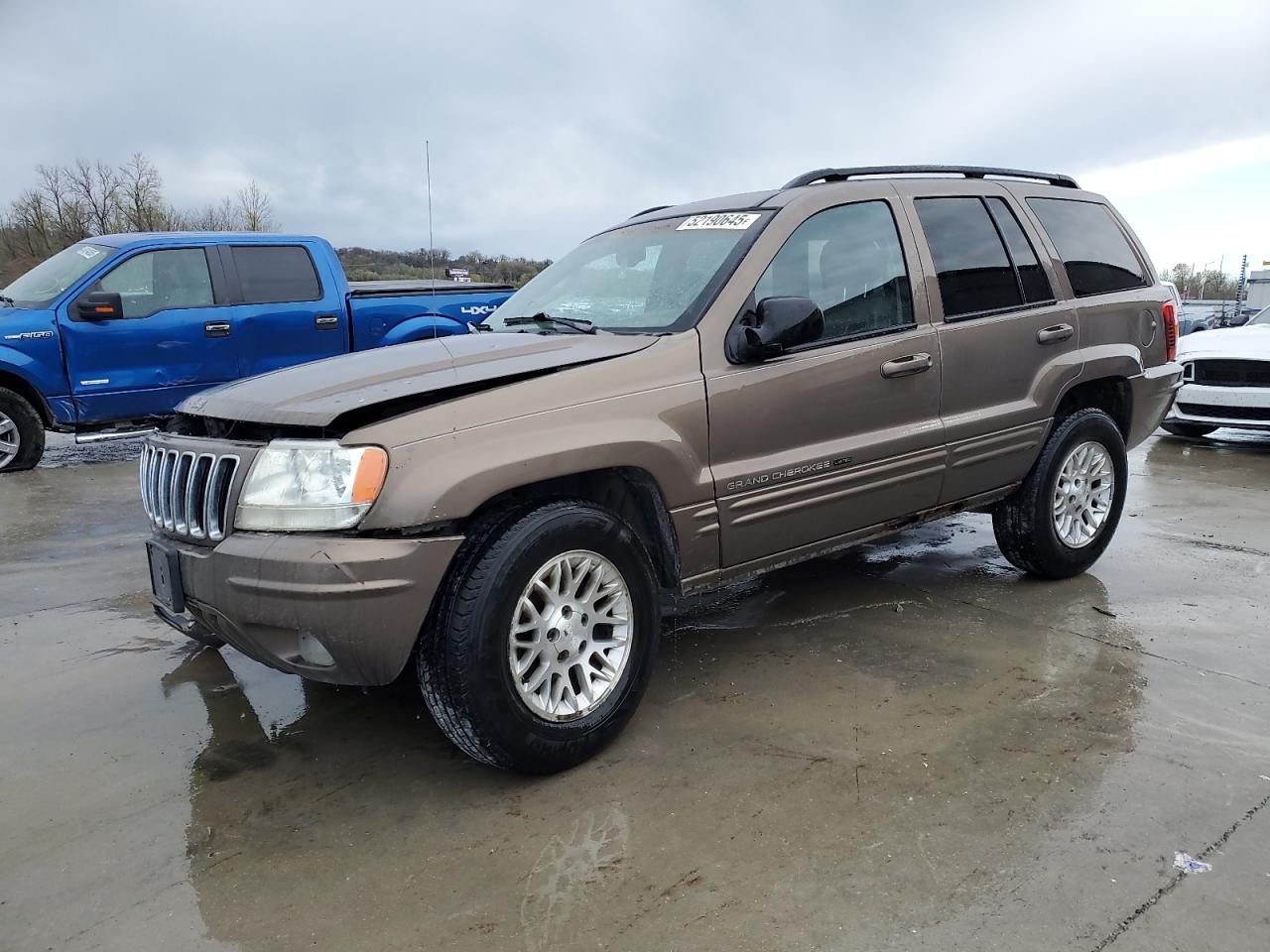 2002 Jeep Grand Cherokee Limited for Sale in Cahokia Heights, IL - Front End