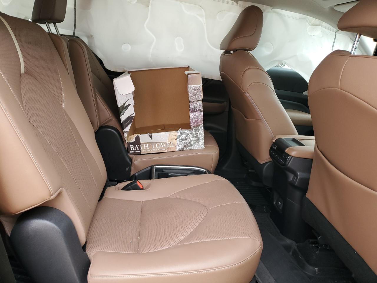 2024 Toyota Grand Highlander Xle VIN: 5TDAAAB53RS041815 Lot: 54174595