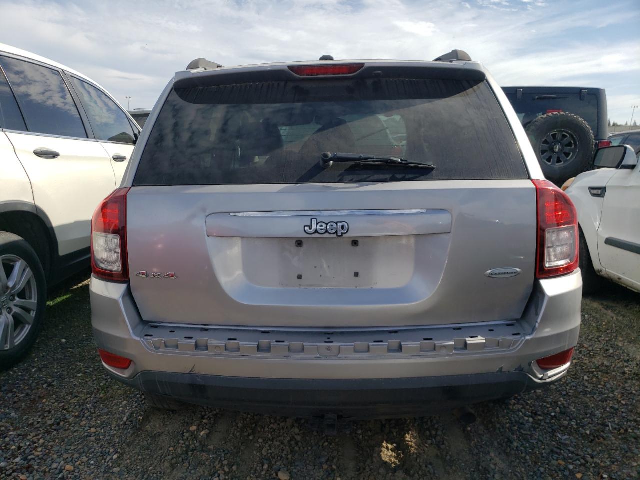 2016 Jeep Compass Latitude VIN: 1C4NJDEB3GD646074 Lot: 45656615