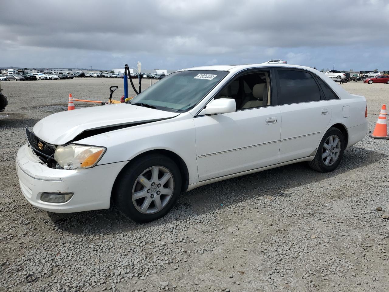 2000 TOYOTA AVALON