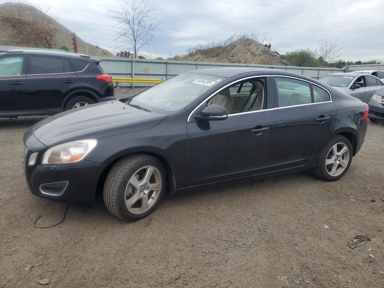 2013 Volvo S60 T5 for Sale in Brookhaven, NY - Rear End
