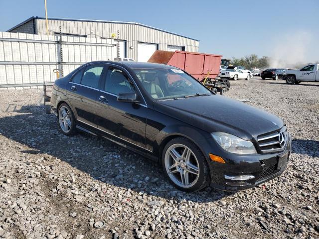  MERCEDES-BENZ C-CLASS 2014 Чорний