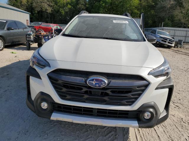  SUBARU OUTBACK 2024 White