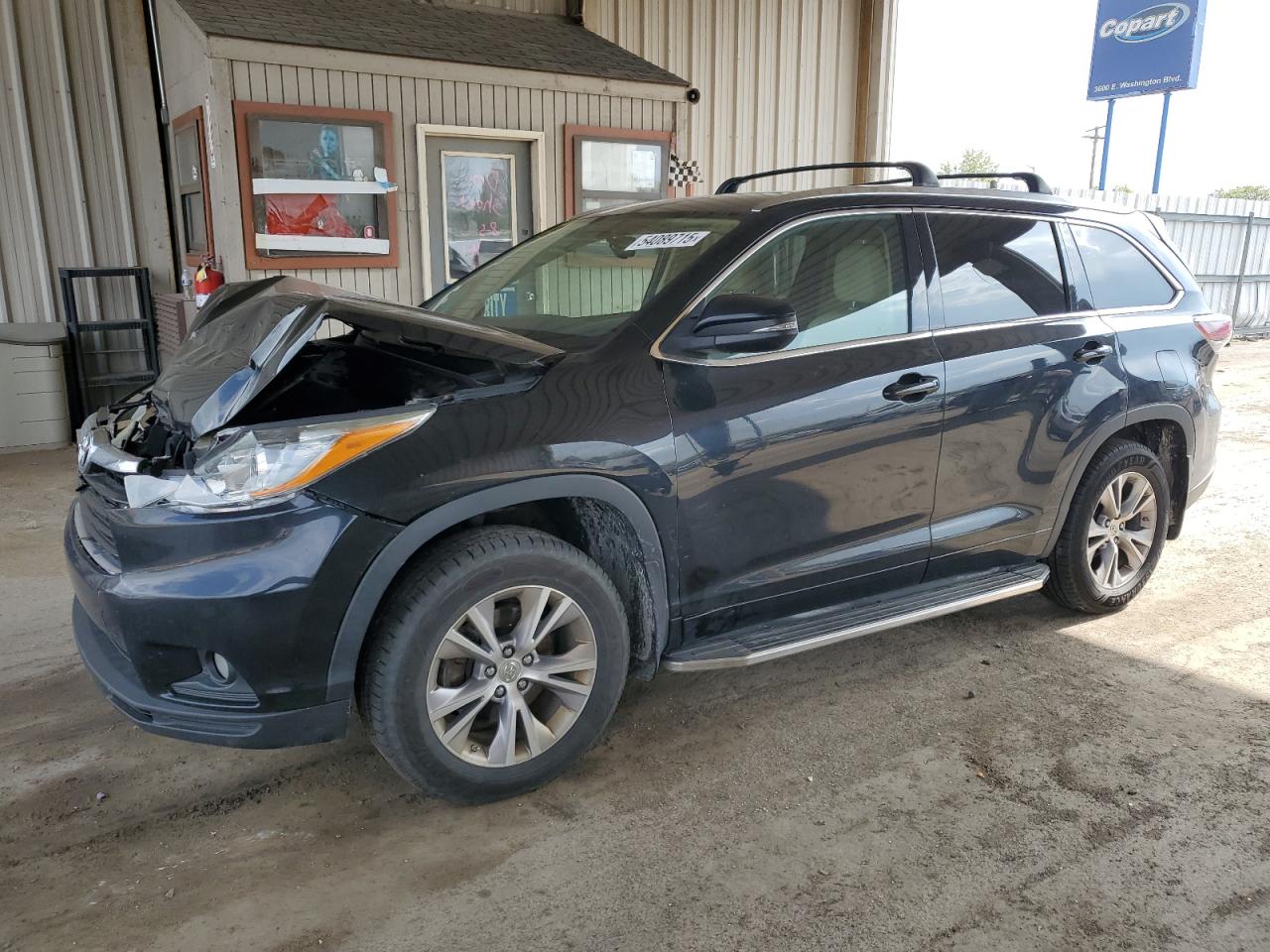 2015 Toyota Highlander Xle for Sale in Fort Wayne, IN - Front End