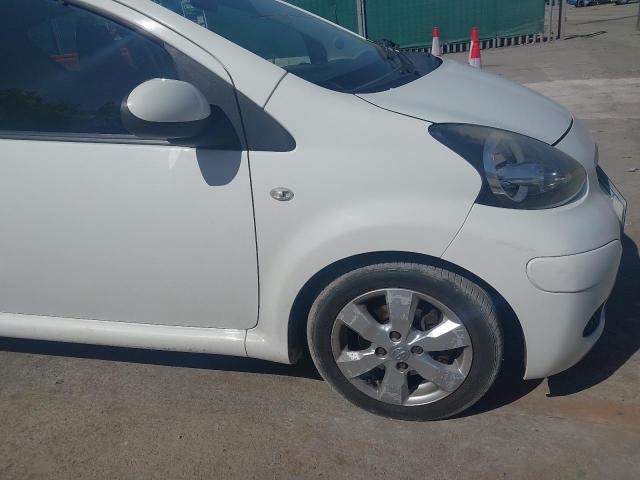 2011 TOYOTA AYGO GO VV