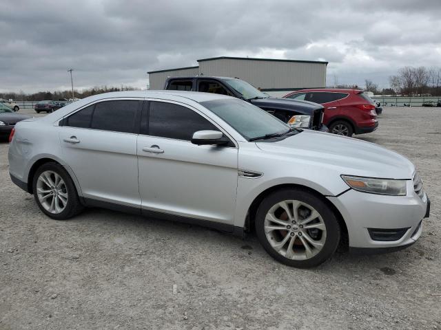 Sedans FORD TAURUS 2013 Srebrny