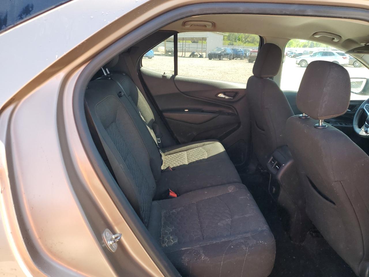 2018 Chevrolet Equinox Lt VIN: 2GNAXJEV5J6307075 Lot: 52240665
