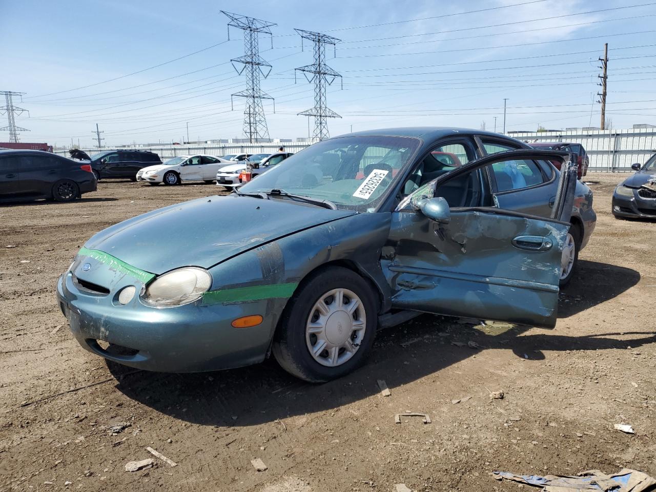 1997 Ford Taurus Gl for Sale in Elgin, IL - Side