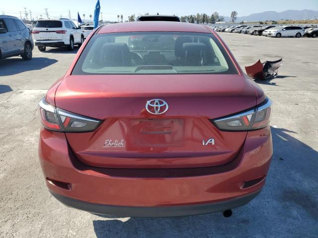  TOYOTA YARIS 2017 Czerwony
