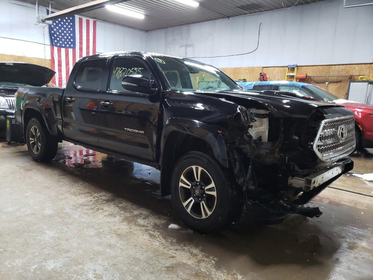 2016 Toyota Tacoma - Image 4