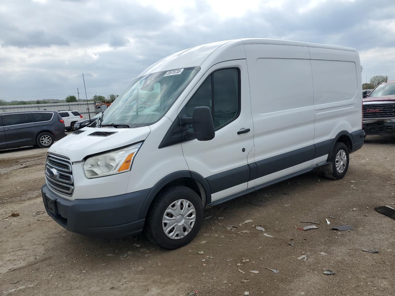 2016 Ford Transit T-350 for Sale in Kansas City, KS - Minor Dent/Scratches