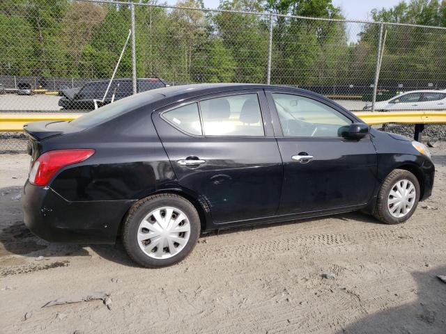 Седани NISSAN VERSA 2014 Чорний