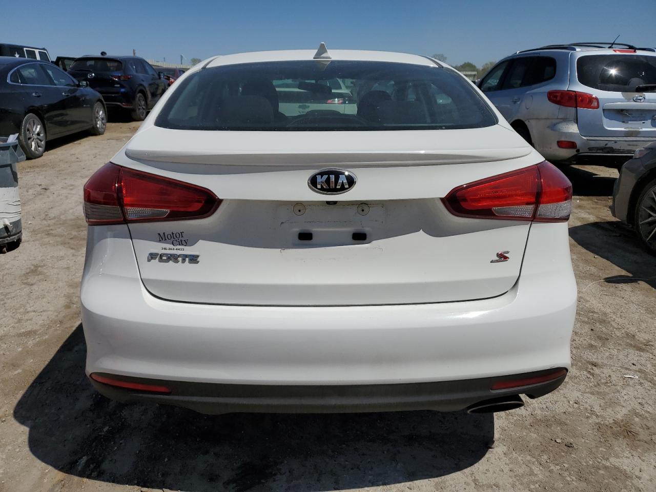 2018 Kia Forte Lx VIN: 3KPFL4A71JE173989 Lot: 52850735