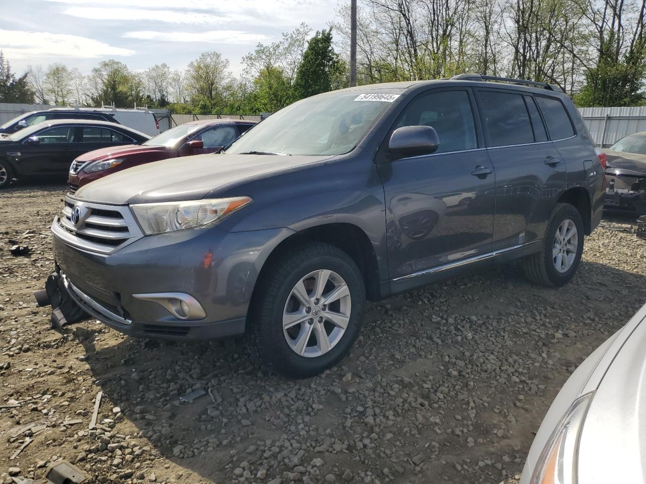 2013 Toyota Highlander Base იყიდება Windsor-ში, NJ - All Over