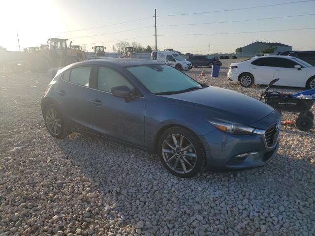  MAZDA 3 2018 Granatowy