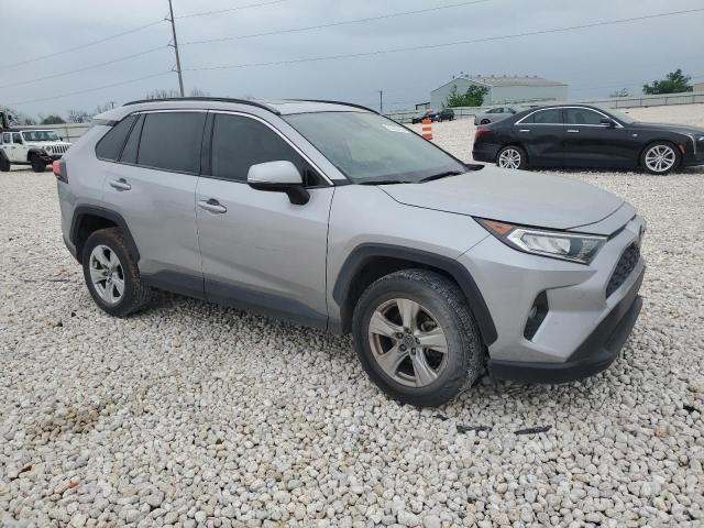  TOYOTA RAV4 2019 Srebrny