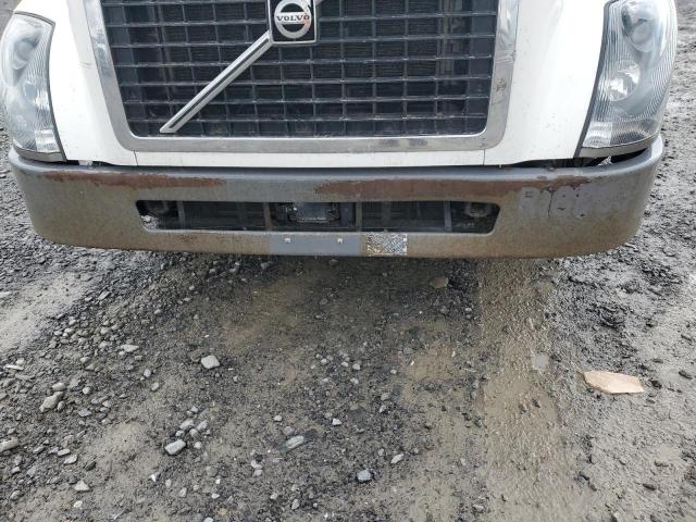 2017 VOLVO VNL SEMI TRUCK