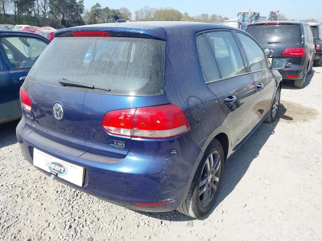 2010 VOLKSWAGEN GOLF SE BL