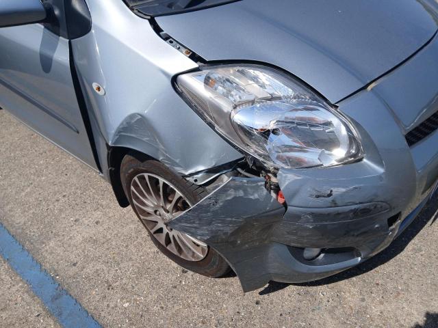 2009 TOYOTA YARIS SR V