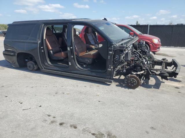 Parquets CADILLAC ESCALADE 2016 Czarny