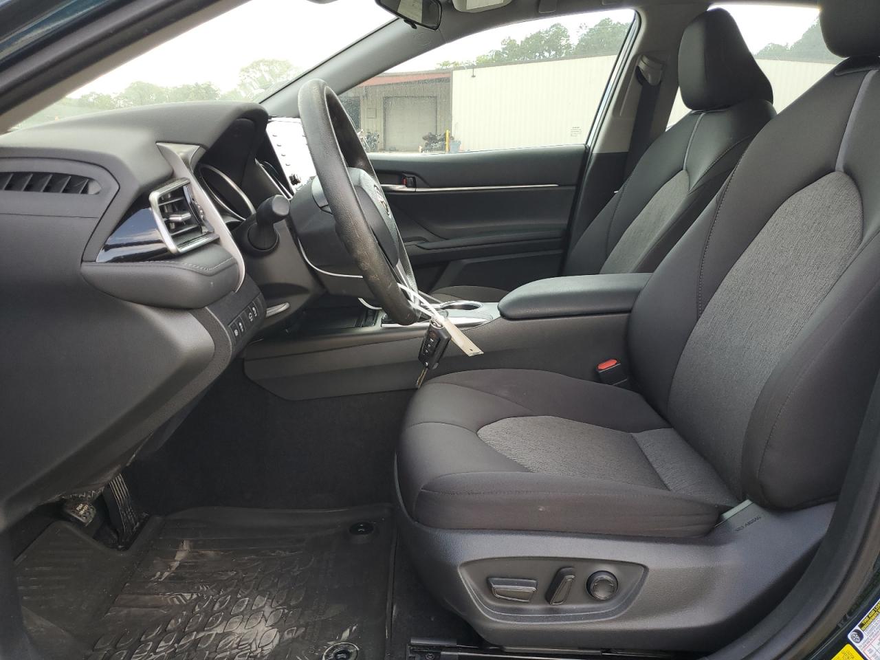 2021 Toyota Camry Le VIN: 4T1C11AK5MU571008 Lot: 54995485