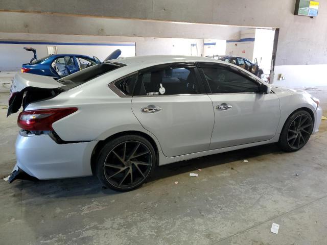  NISSAN ALTIMA 2018 Srebrny