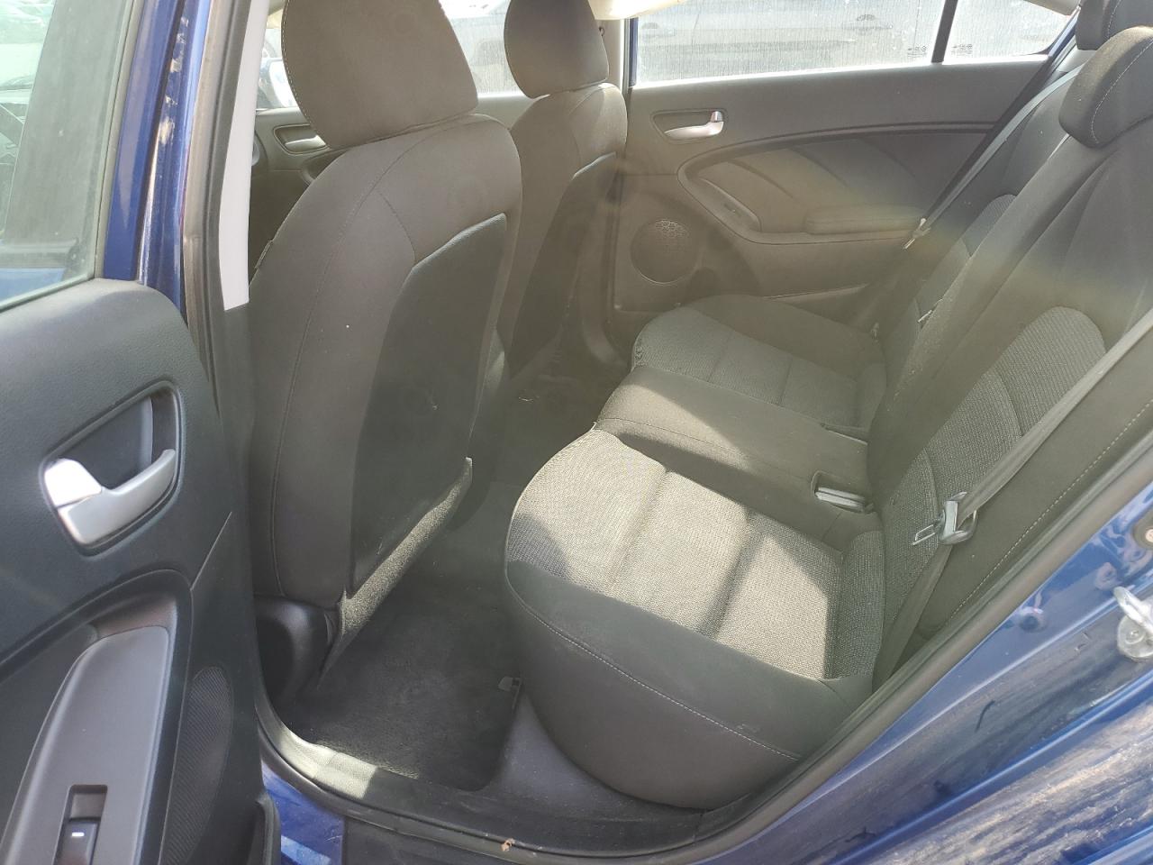 2018 Kia Forte Lx VIN: 3KPFK4A74JE260613 Lot: 52896165