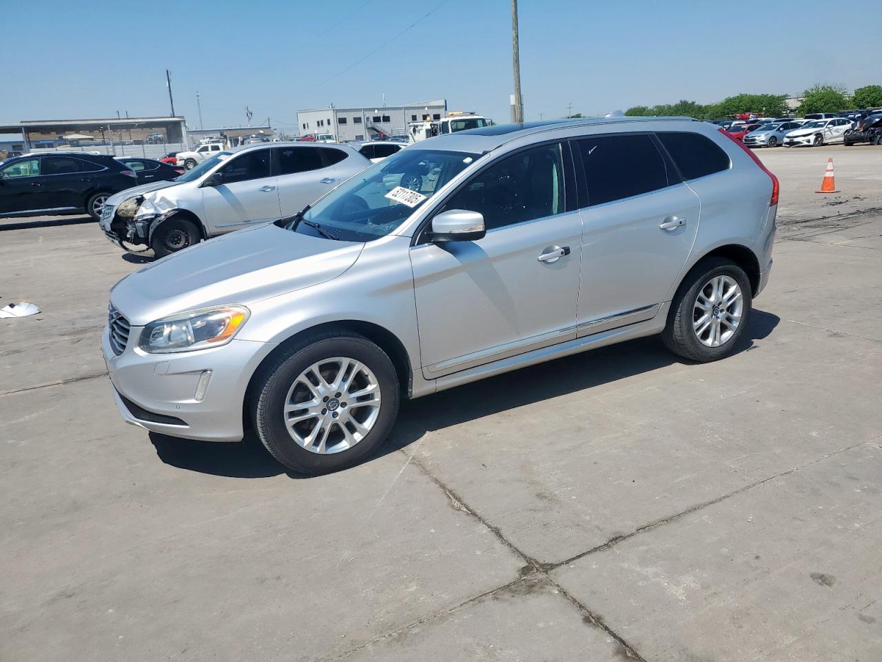 Grand Prairie, TX에서 판매 중인 2015 Volvo Xc60 T5 Platinum - Side