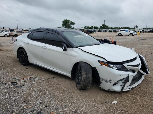  TOYOTA CAMRY 2024 Biały