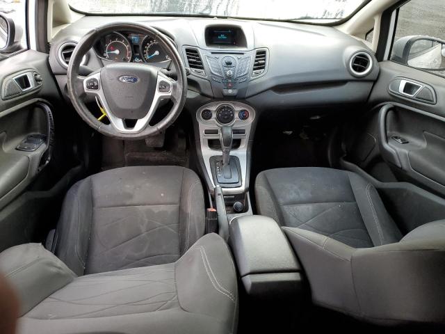  FORD FIESTA 2015 Biały
