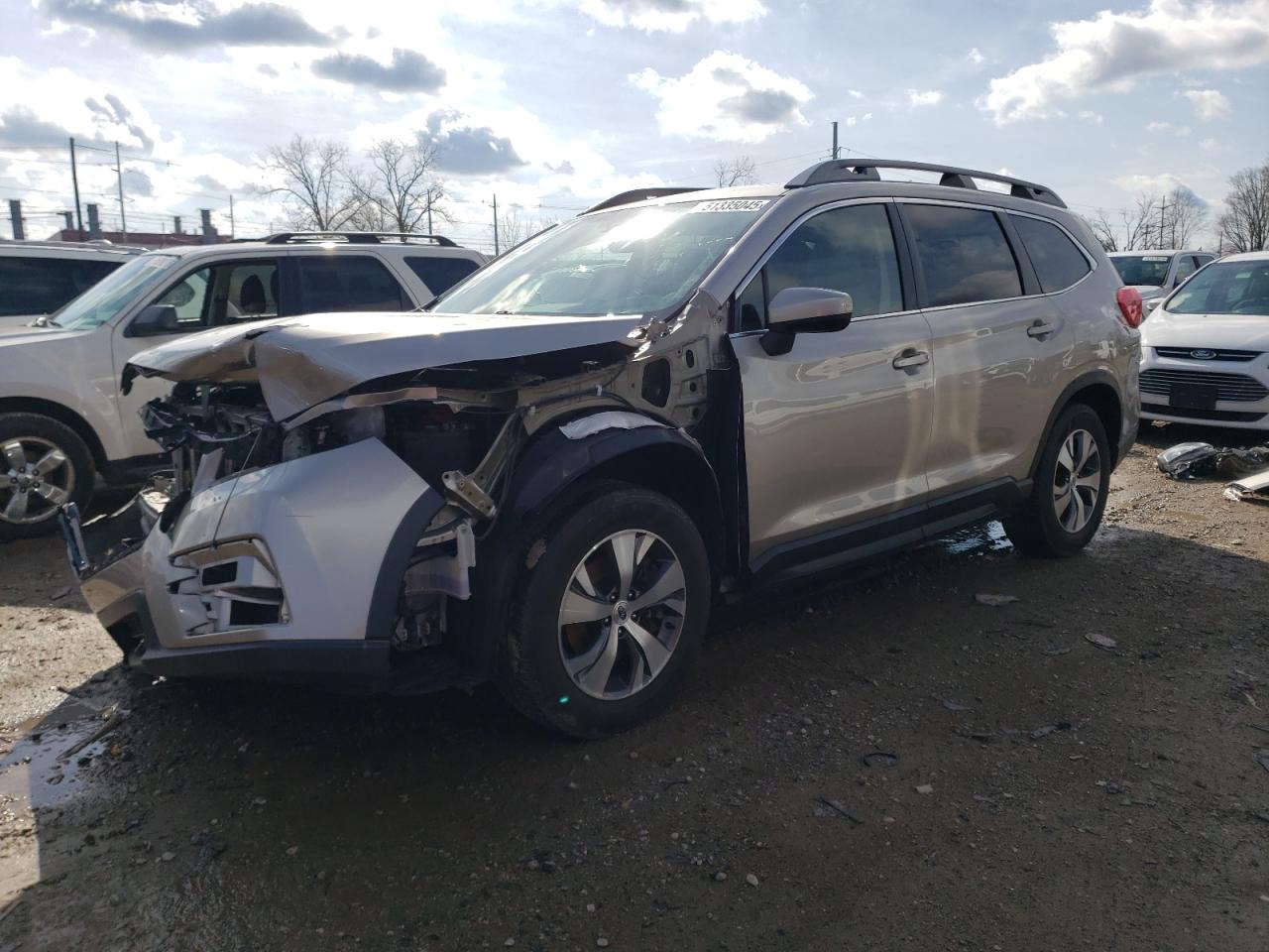 2020 Subaru Ascent Premium продається в Lansing, MI - Front End