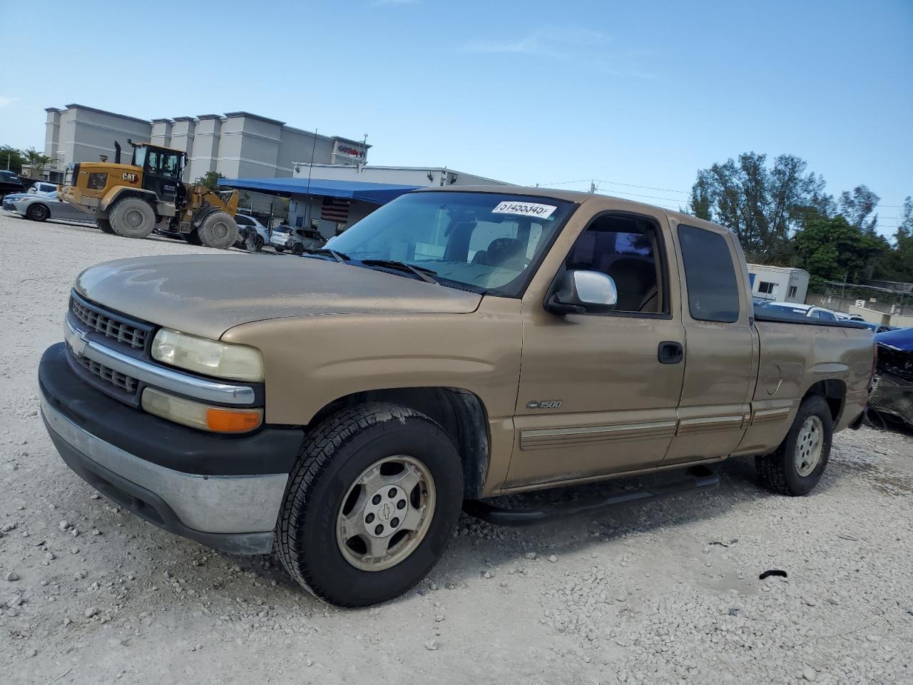 2001 Chevrolet Silverado C1500 for Sale in Opa Locka, FL - Side