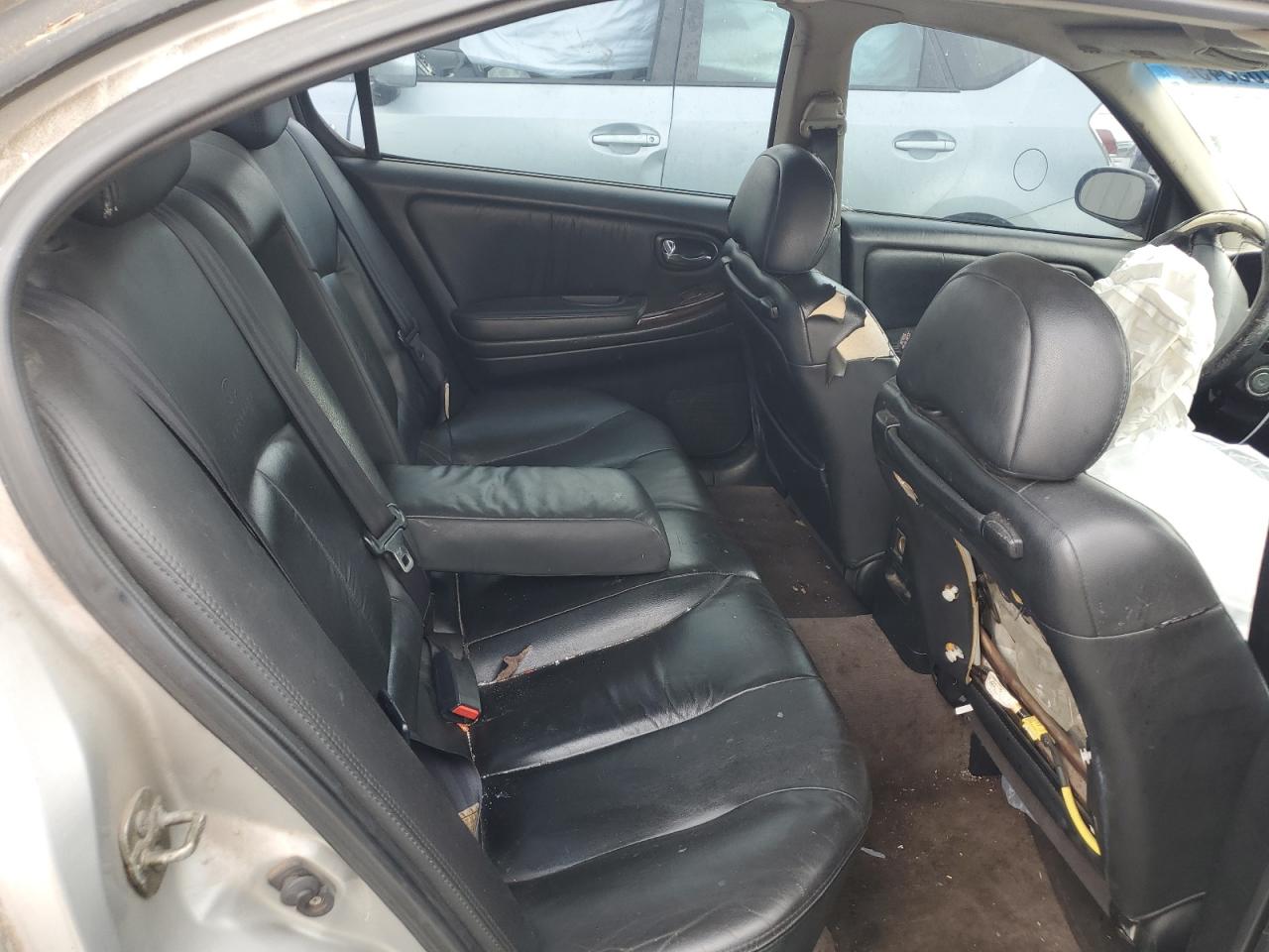 2001 Infiniti I30 VIN: JNKCA31A81T016108 Lot: 53785545