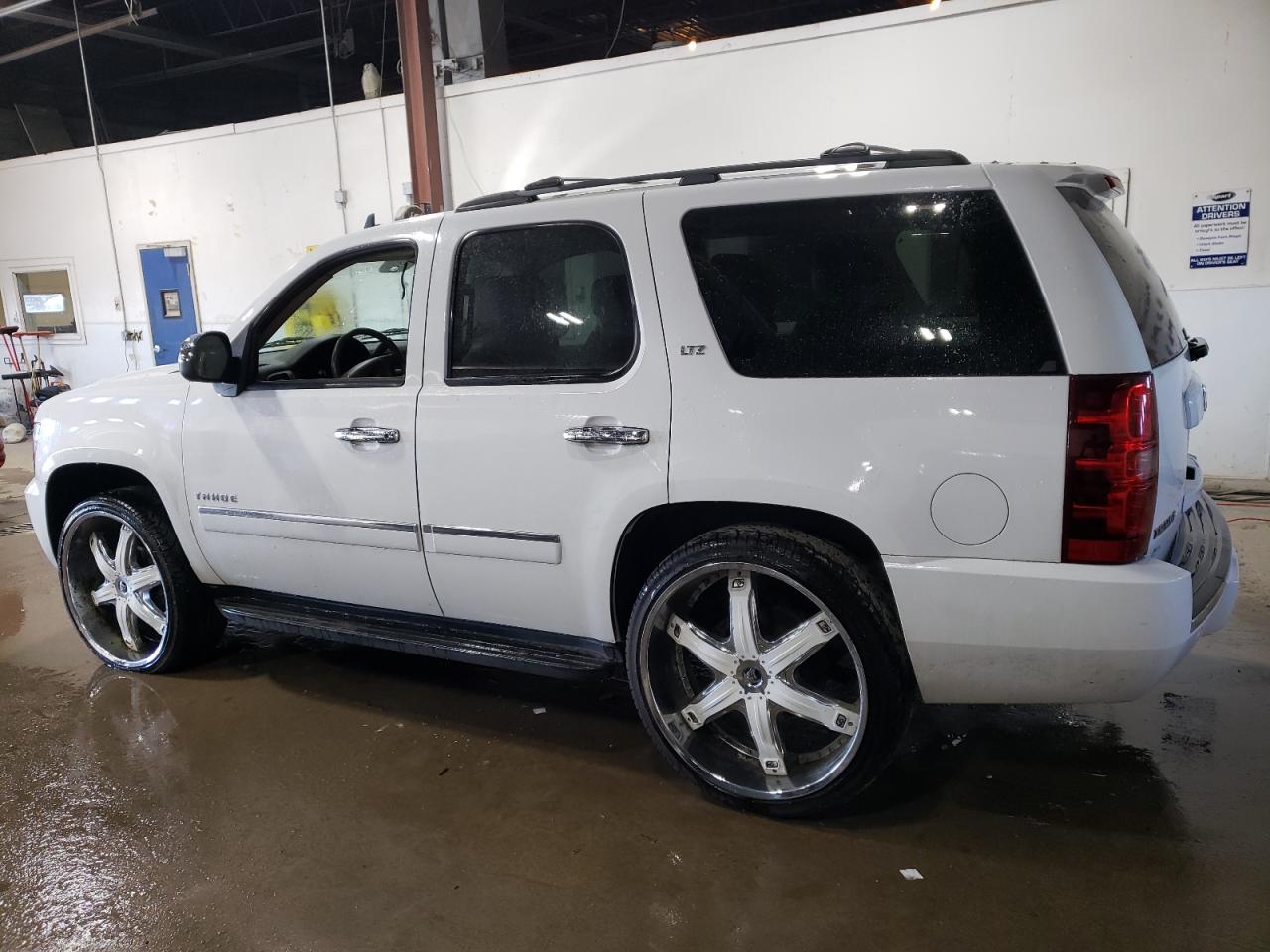 2013 Chevrolet Tahoe K1500 Ltz VIN: 1GNSKCE06DR326794 Lot: 55042295
