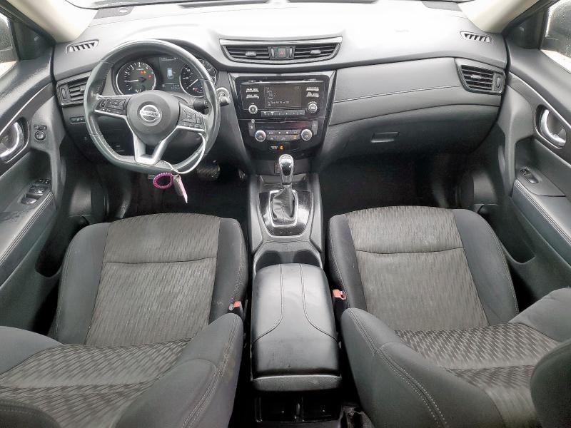  NISSAN ROGUE 2017 Czarny