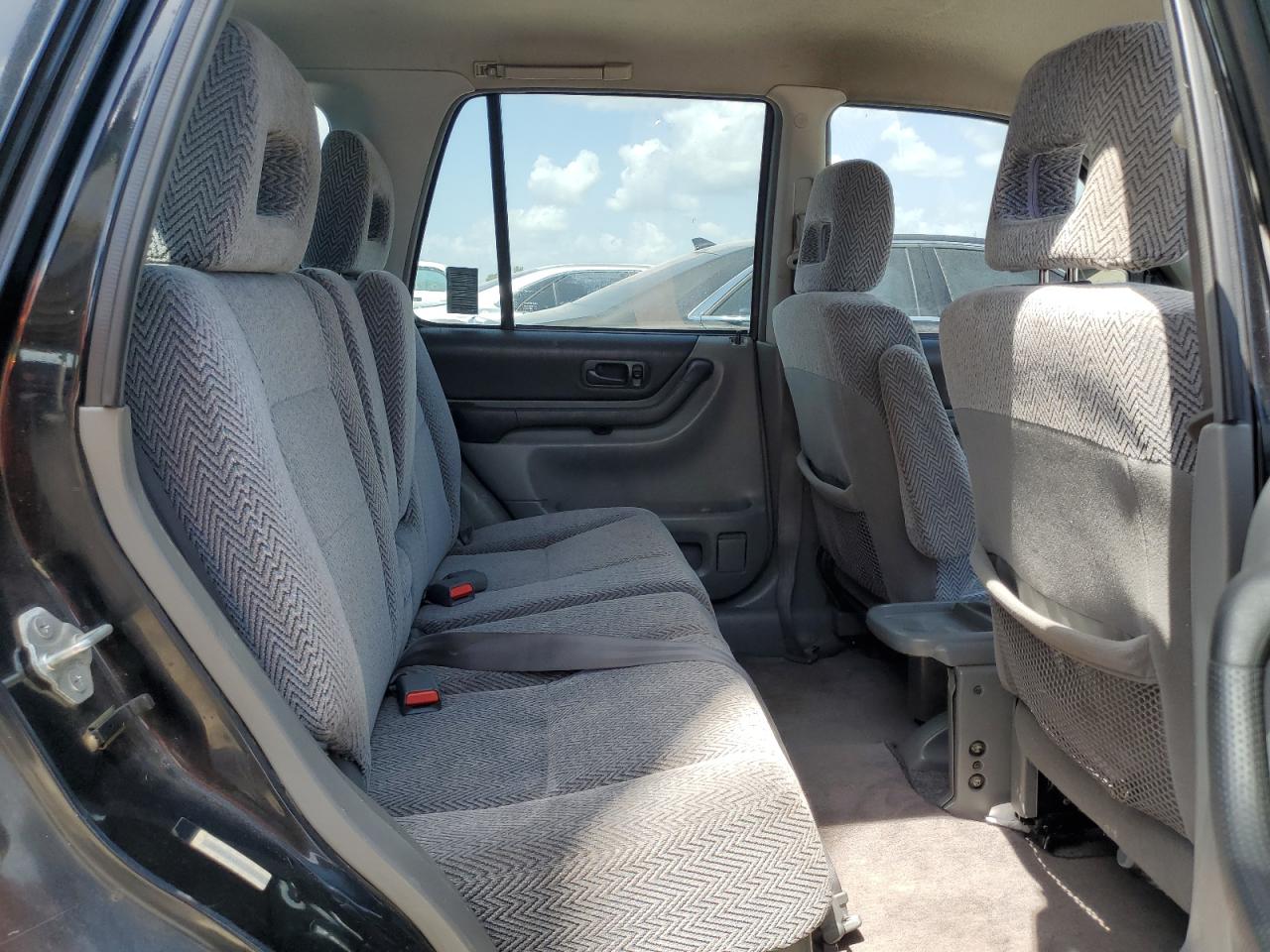 1997 Honda Cr-V Lx VIN: JHLRD1848VC000295 Lot: 52762785