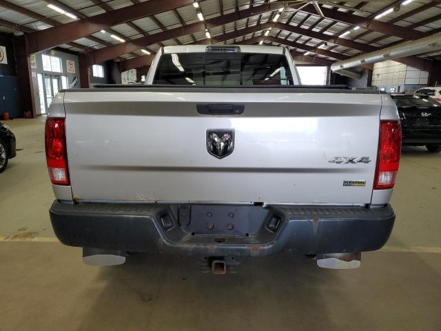 Pickups DODGE RAM 1500 2012 Srebrny
