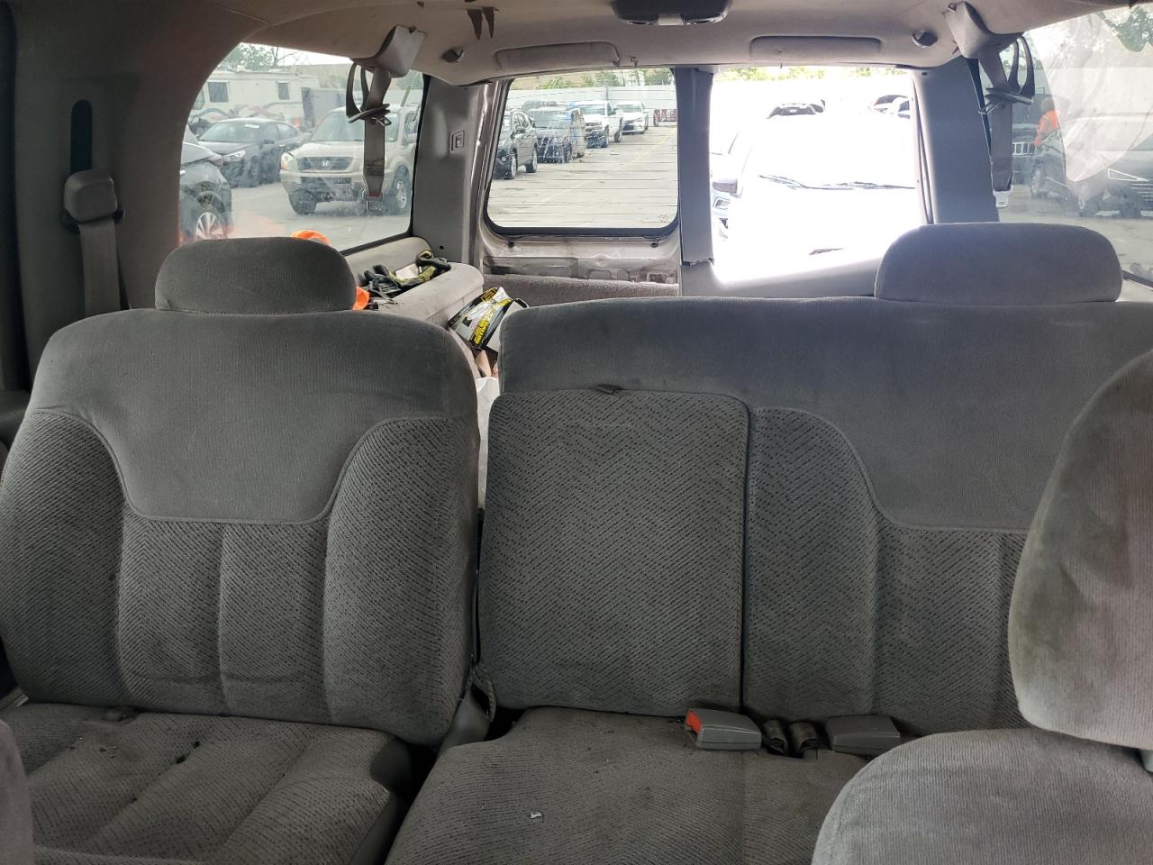1999 Chevrolet Suburban C1500 VIN: 3GNEC16RXXG254563 Lot: 54506735