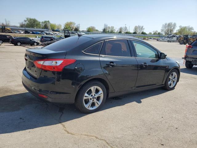 Sedans FORD FOCUS 2014 Czarny