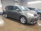2019 Toyota Sienna Le продається в Elgin, IL - Rear End