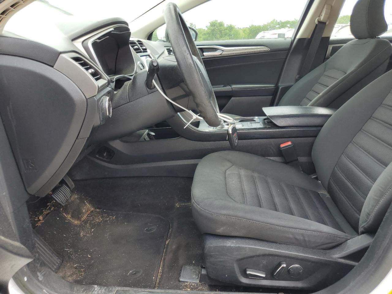 2019 Ford Fusion Se VIN: 3FA6P0LUXKR124841 Lot: 54039975