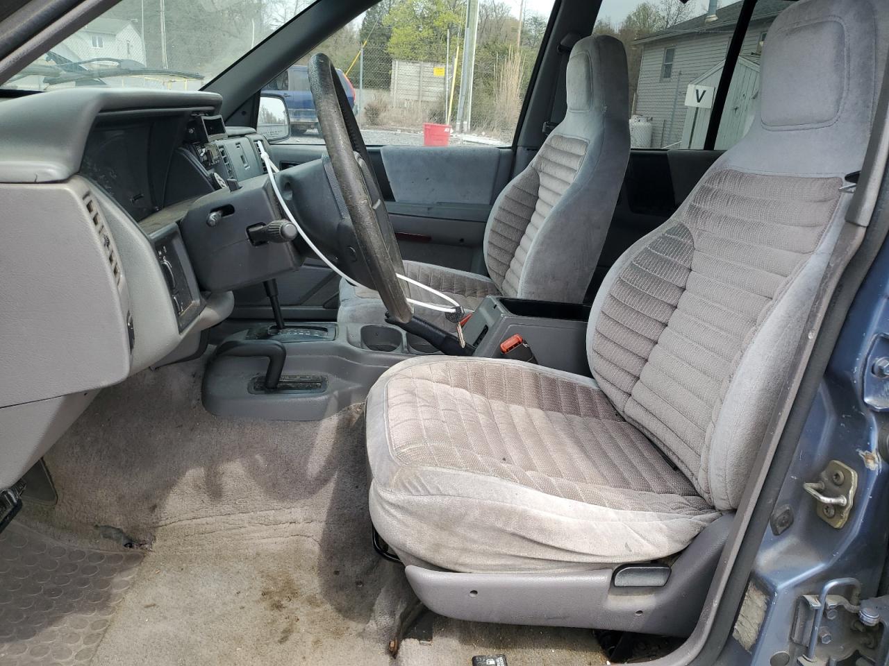 1995 Jeep Grand Cherokee Laredo VIN: 1J4GZ58S2SC605219 Lot: 53530075