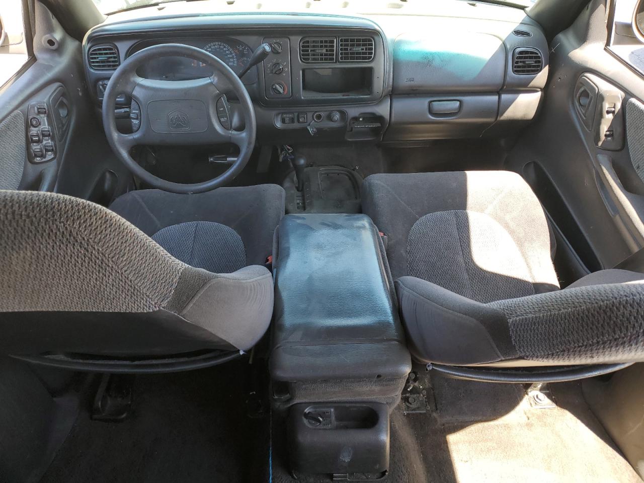 2000 Dodge Durango VIN: 1B4HS28N0YF269677 Lot: 54956785