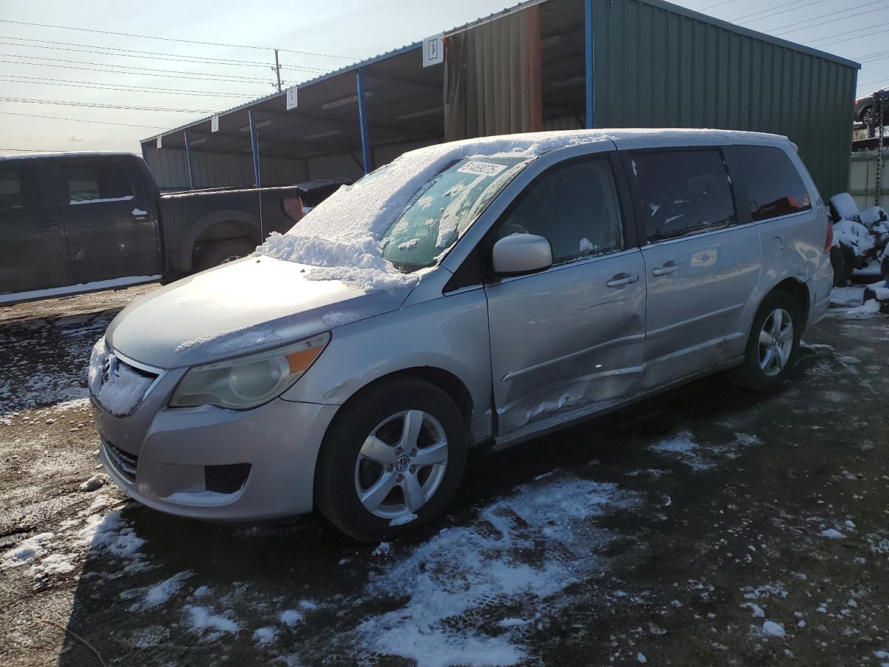 2010 Volkswagen Routan Se продається в Colorado Springs, CO - Side